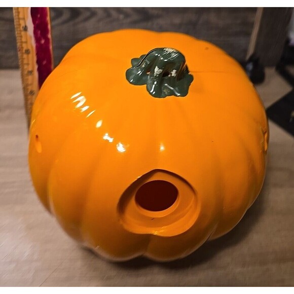 Halloween SNOOPY Peanuts Pumpkin Jack-O-Lantern Plastic Carved NO LIGHT - Picture 6 of 9